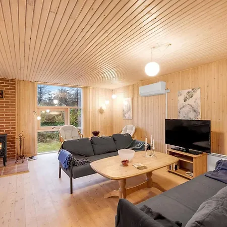 Holiday home Gidske - 850m From The Sea By Interhome Lokken